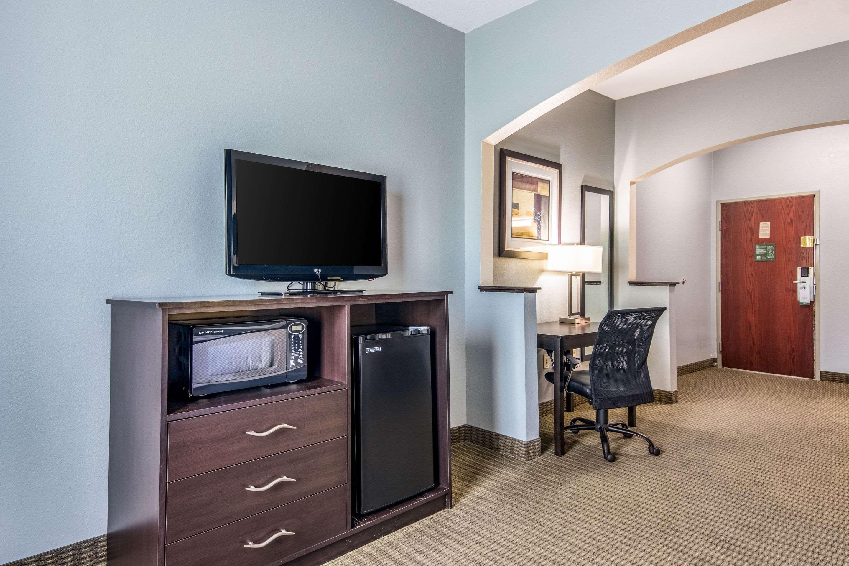 Quality Suites Maumelle - Little Rock Nw Bagian luar foto